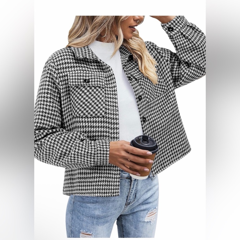 🆕Flannels for Women Cropped Shacket Jacket